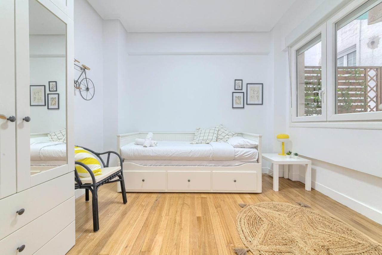 ビルバオIturribide Hogar Moderno Junto Al Metroアパートメント エクステリア 写真