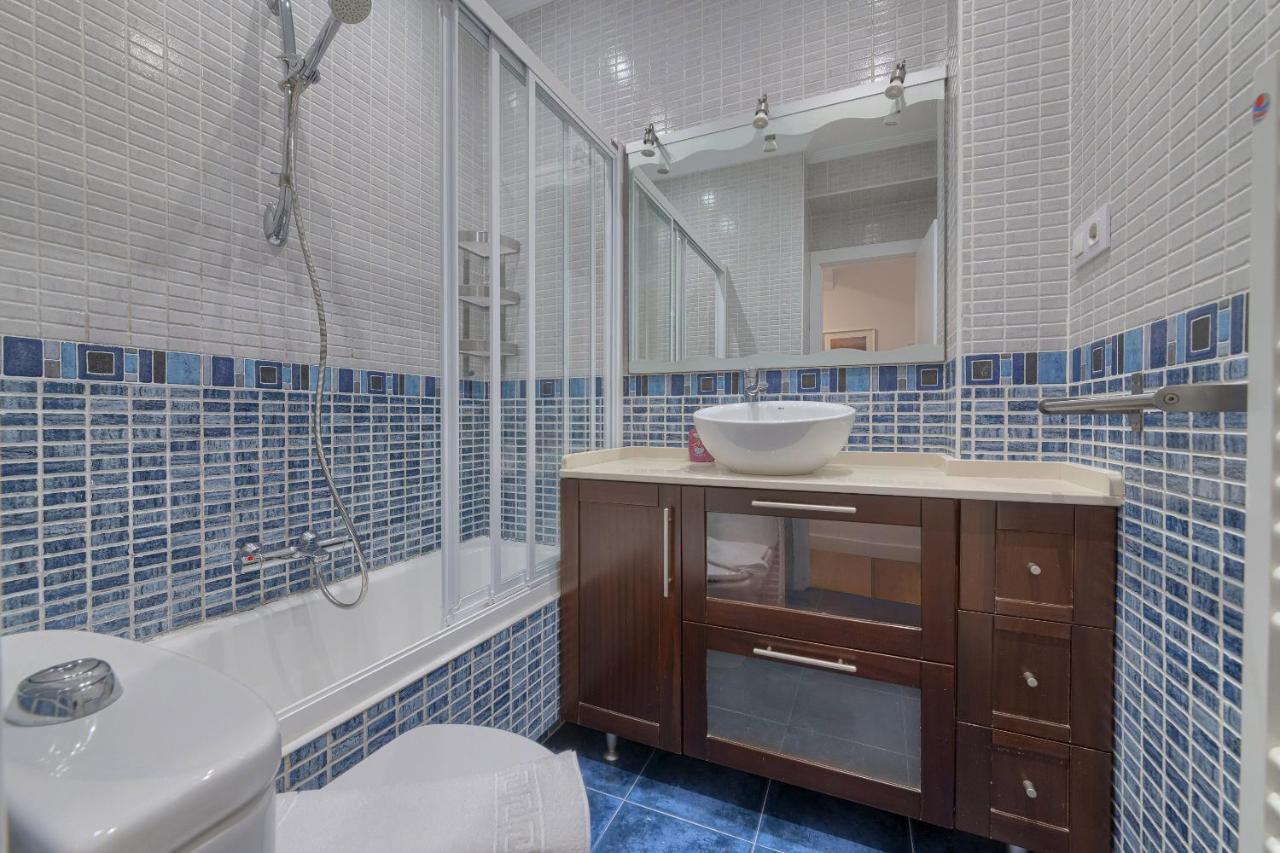ビルバオIturribide Hogar Moderno Junto Al Metroアパートメント エクステリア 写真