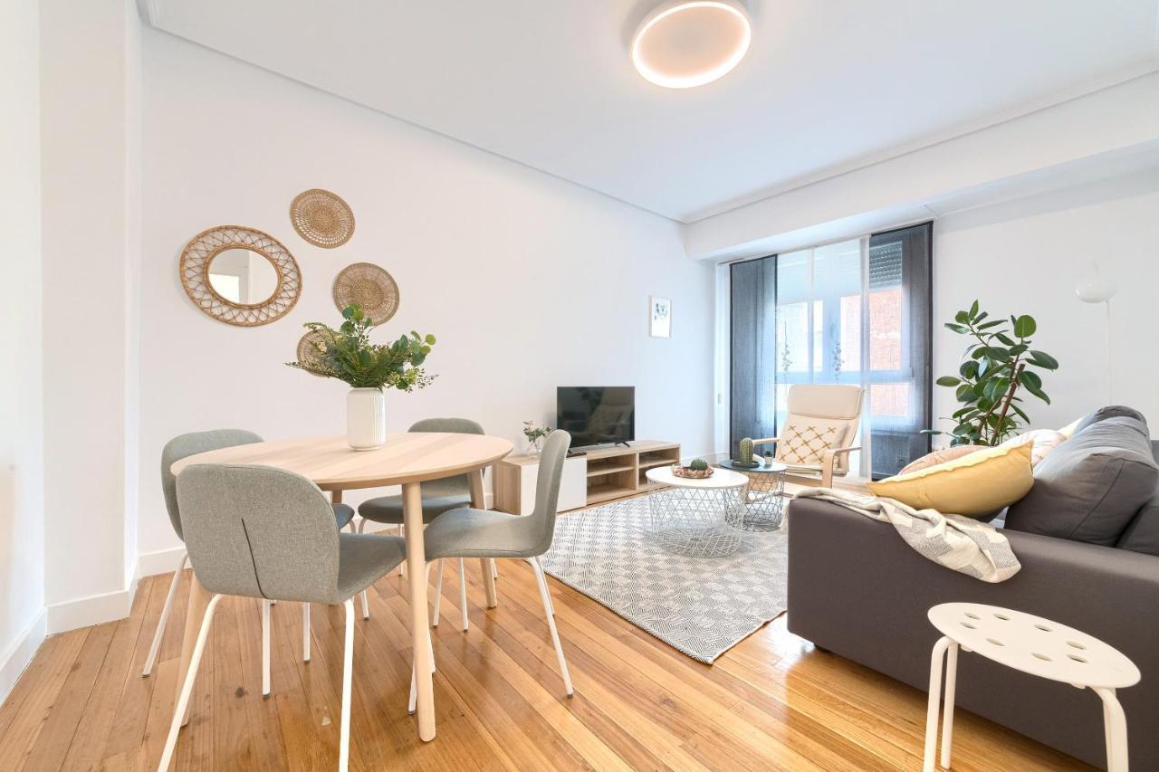ビルバオIturribide Hogar Moderno Junto Al Metroアパートメント エクステリア 写真