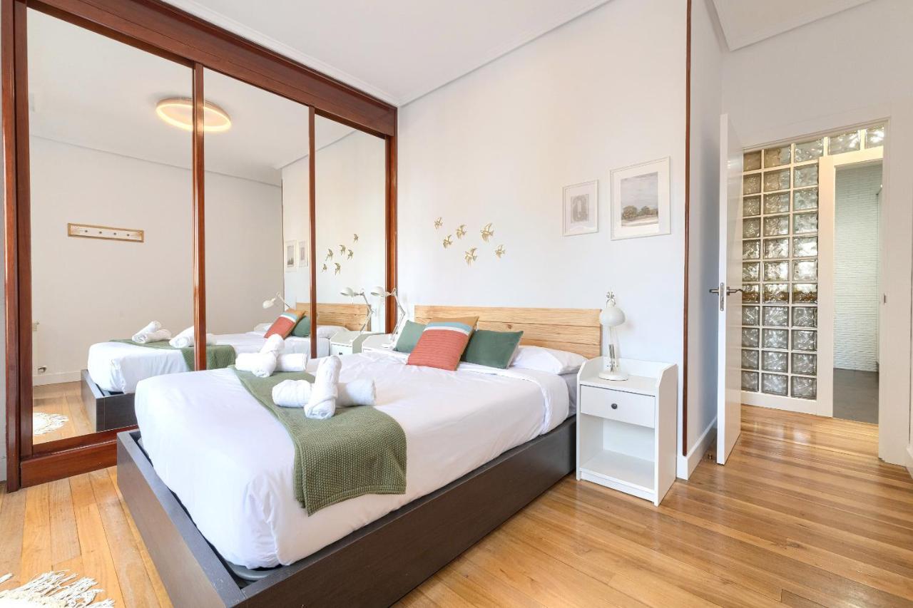 ビルバオIturribide Hogar Moderno Junto Al Metroアパートメント エクステリア 写真