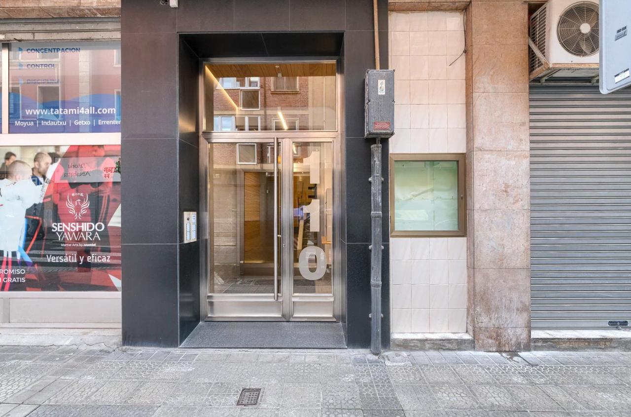 ビルバオIturribide Hogar Moderno Junto Al Metroアパートメント エクステリア 写真