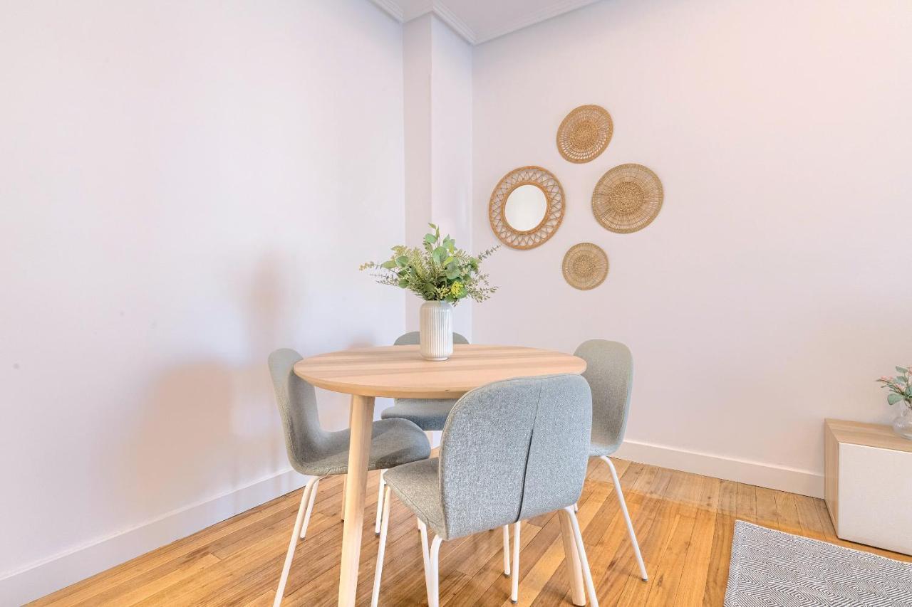 ビルバオIturribide Hogar Moderno Junto Al Metroアパートメント エクステリア 写真